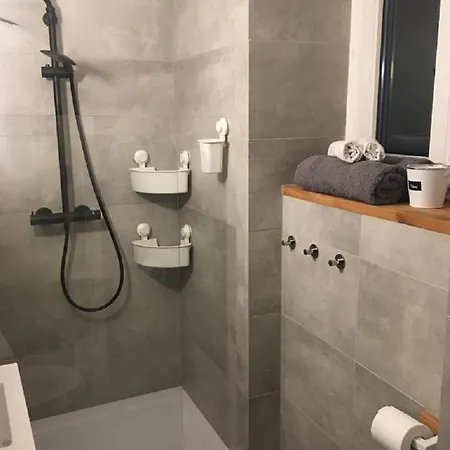 Отель Secret Apartament 4 Познань