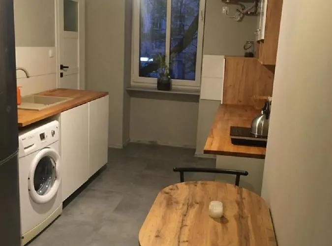 Secret Apartament 4 ポズナン